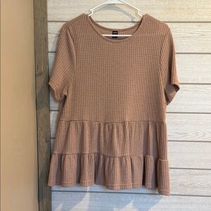 SHEIN Textured Short Sleeve Top